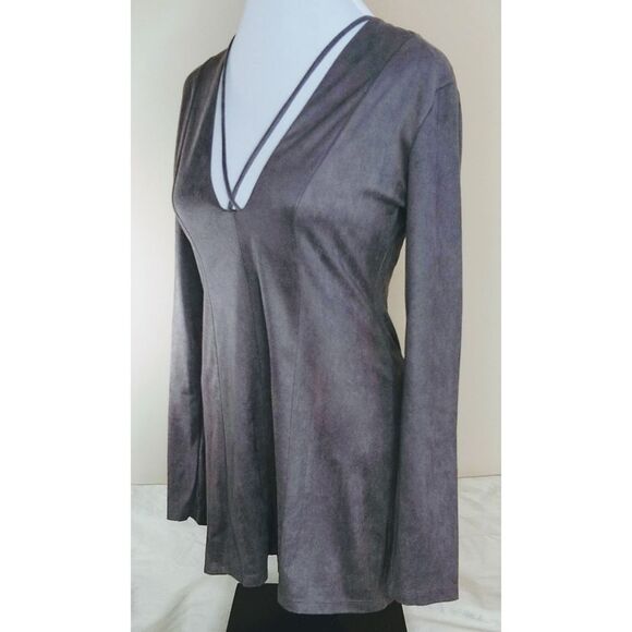 Favlux Romper Faux Suede Size Medium - Picture 2 of 5